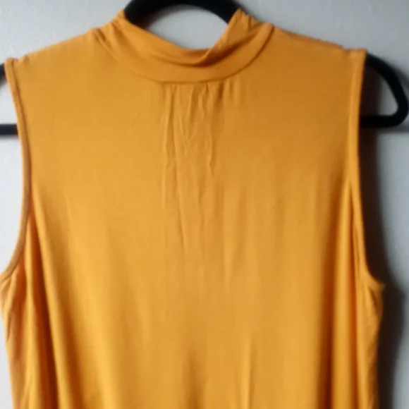 Joseph A. Asymmetrical Top - Picture 6 of 9